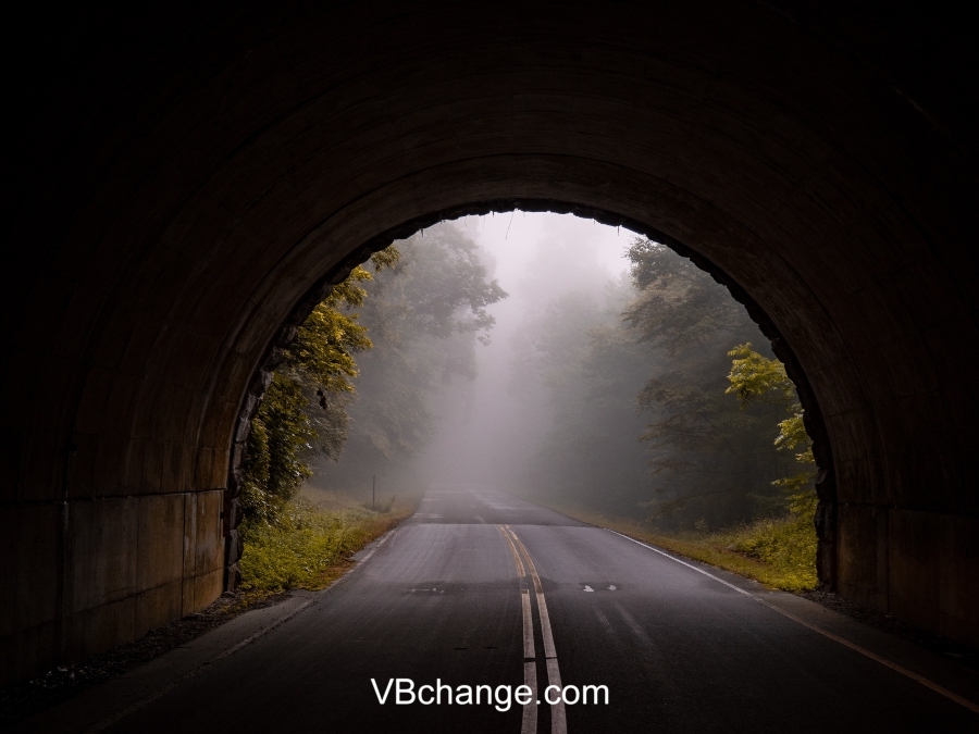 mysterious road